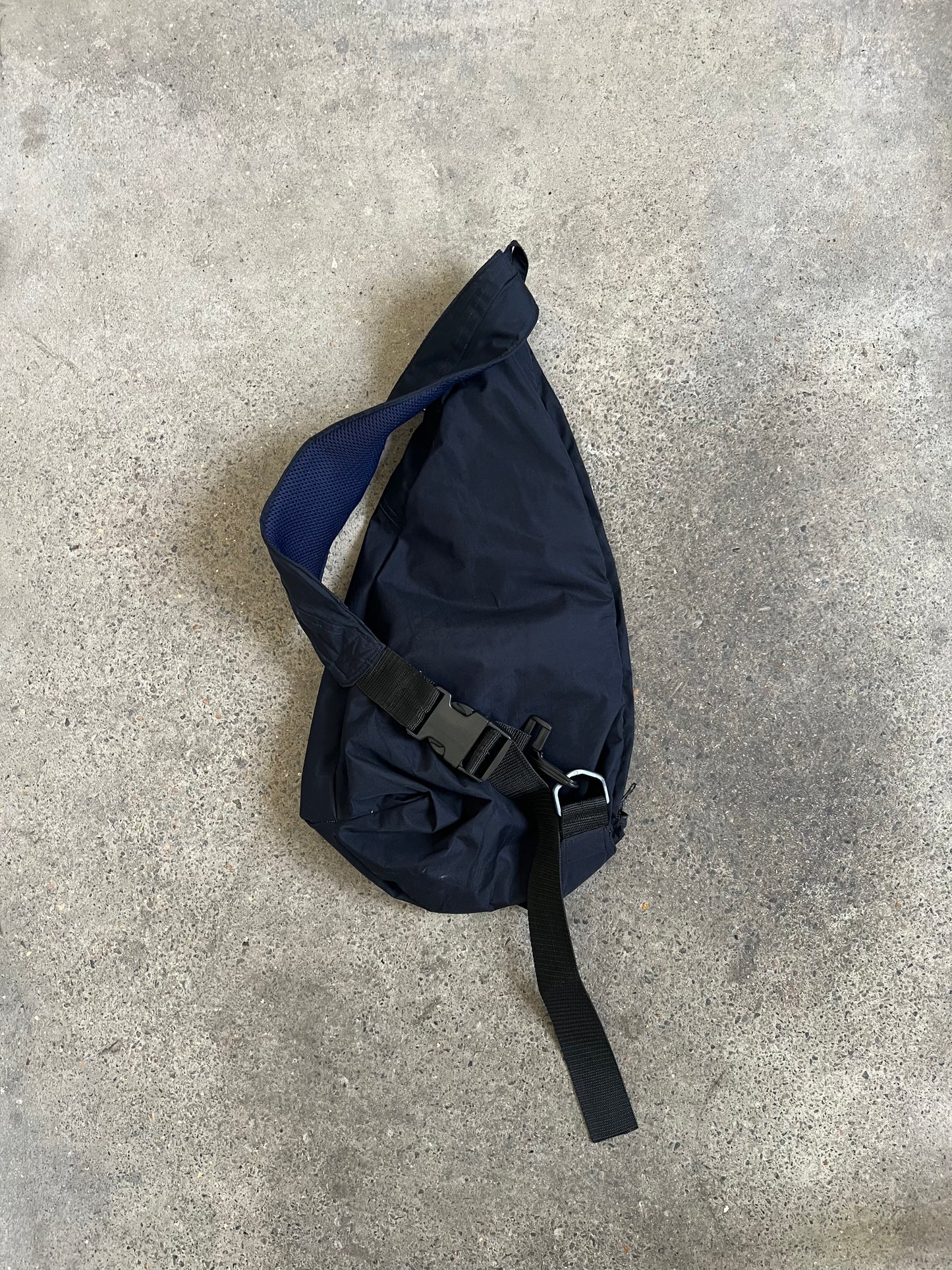 Upcycling Sling Bag Black